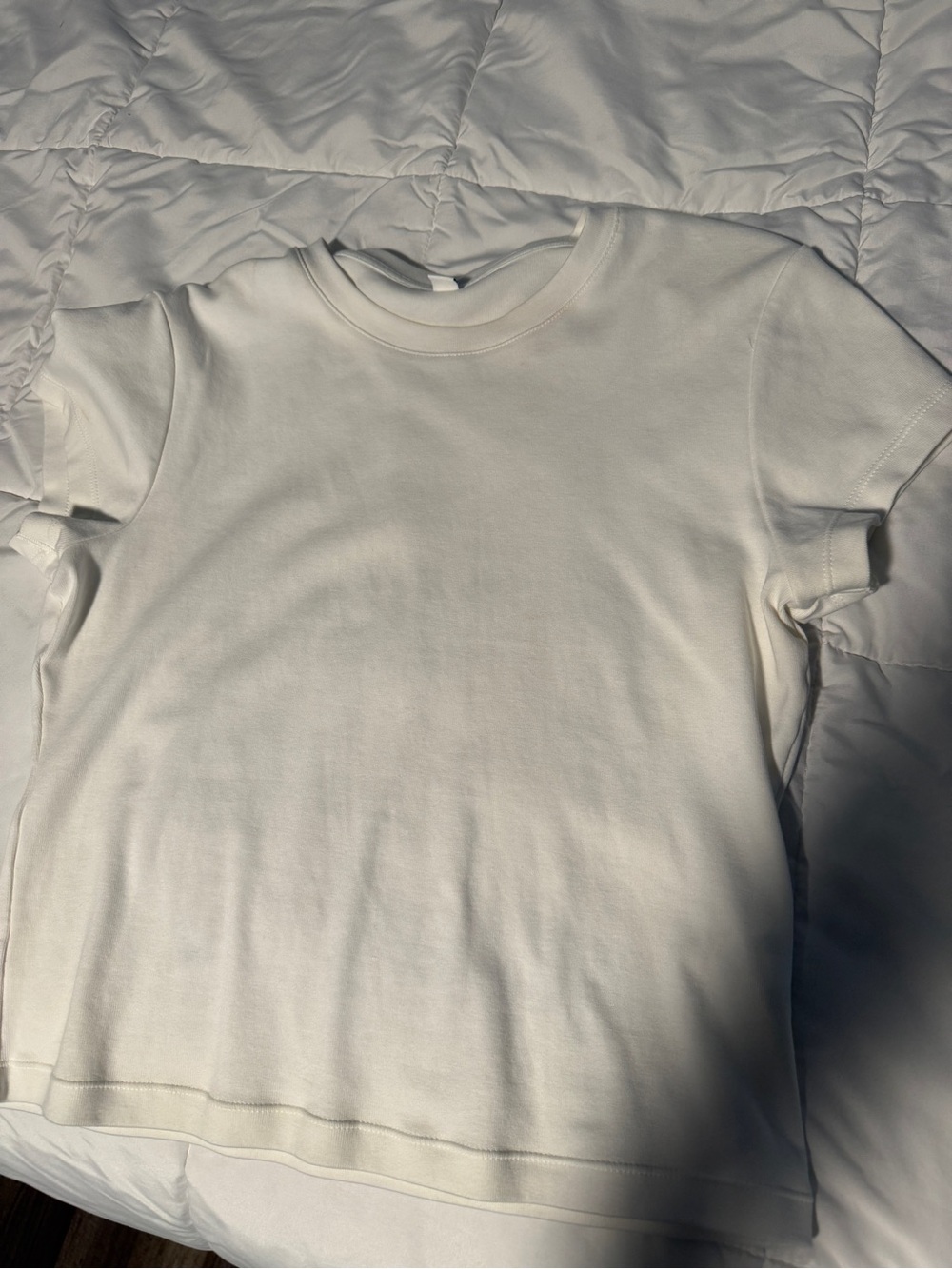 Uniqlo White Crop Tee